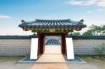 Roof Of Gyeongbokgung Palace In Seoul, Korea Stock Photo