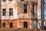 Old Abandoned House In The City Stock Photo