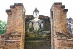Ancient Buddha Statue. Sukhothai Historical Park, The Old Town O Stock Photo