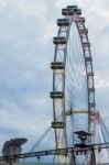 Singapore Flyer Ferris Wheel In Singapore Stock Photo