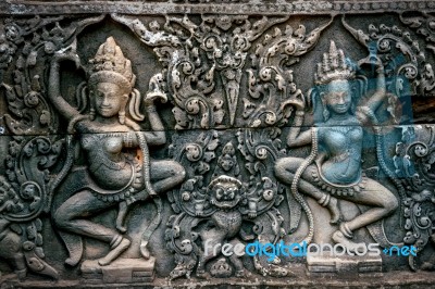 Bas Relief Statue Of Khmer Culture In Angkor Wat, Cambodia Stock Photo