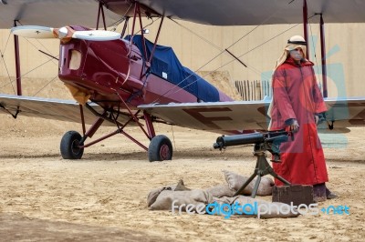 Bedouin Guarding Ww1 Aircraft In The Desert Stock Photo