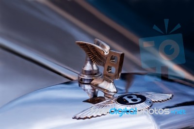 Bentley Hood Emblem Stock Photo
