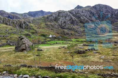 Cottage In Snowdonia National Park Stock Photo