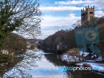 Durham, County Durham/uk - January 19 : View Along The River Wea… Stock Photo