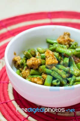 Fried Yardlong Bean Wih Thai Chilli Paste And Mince Pork Stock Photo