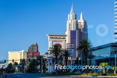 Las Vegas, Nevada/usa - August 1 ; View At Sunrise Of Hotels In Stock Photo