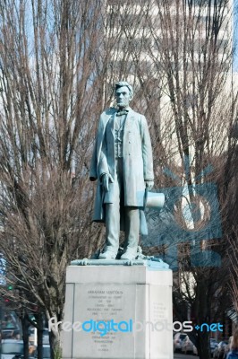 Lincoln Statue In Downtown Spokane Wa Stock Photo