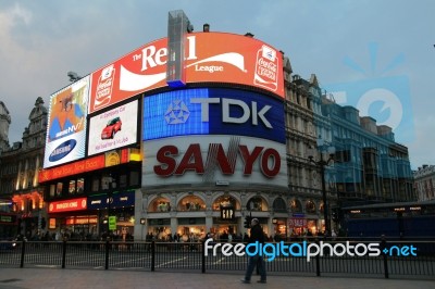Piccadilly Circus London Stock Photo