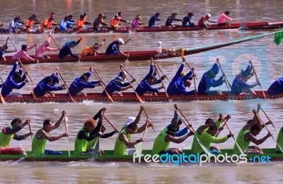 Pimai, Thailand - November  11: Unidentified Rowers  In Traditio… Stock Photo