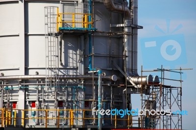 Processing Column For Offshore Platform Under Construction Stock Photo