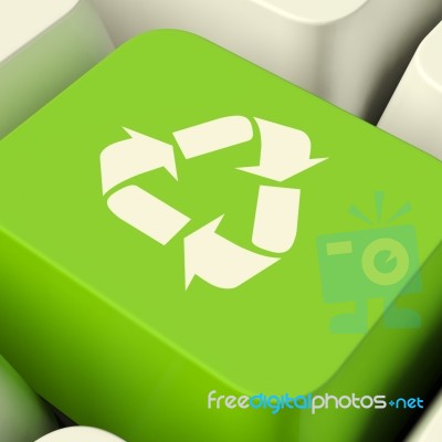 Recycle Computer Key In Green Stock Image