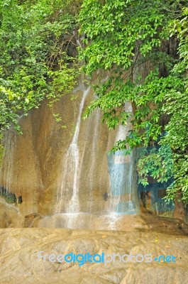 Sai Yok Noi Waterfall Stock Photo