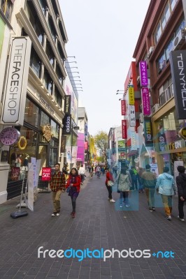 Unidentified Tourist Shopping In Myeongdong, South Korea Stock Photo