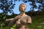 Damaged Female Statue In The Gounds Of Palazzo Massaini Near Pie Stock Photo