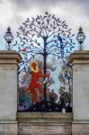 London, Uk - December 9 : Queen Elizabeth Gate At Hyde Park In L Stock Photo