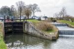 Papercourt Lock On The River Wey Navigations Canal Stock Photo