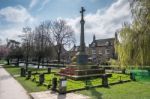Memorial Cross In Bourton-on-the-water Stock Photo