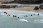 Bude, Cornwall/uk - August 15 : People Learning To Surf At Bude Stock Photo
