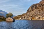 Building Under Water In A Snowdonia Lake Stock Photo