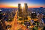 Seoul, South Korea - May 23 : Korea Night View, Night Traffic Speeds At Lotte In Seoul. Photo Taken On May 23,2015 In Seoul,south Korea Stock Photo