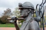 Pit To Port Coal Miner Sculpture Cardiff Bay Stock Photo