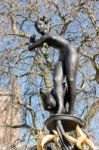 Bronze Statue Of Goddess Diana ( Ej Clack 1952) In Green Park Lo Stock Photo