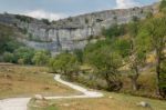 View Of The Curved Cliff At Malham Cove In The Yorkshire Dales N Stock Photo