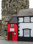 Conwy, Wales/uk - October 8 : The Smallest House In Great Britai Stock Photo