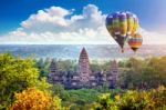Angkor Wat Temple With Balloon, Siem Reap In Cambodia Stock Photo