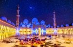 Sheikh Zayed Grand Mosque In Abu Dhabi, Uae At Night Stock Photo