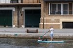 Windsor, Maidenhead & Windsor/uk - July 22 : Man Paddleboarding Stock Photo