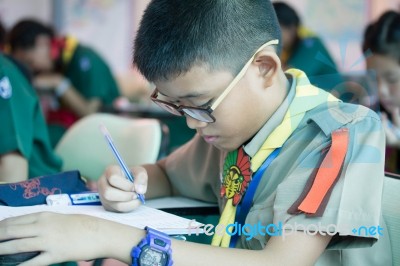 Activity Of Teaching Elementary Students. Elementary Students Are Test Lesson. The Students Intend Exam Stock Photo