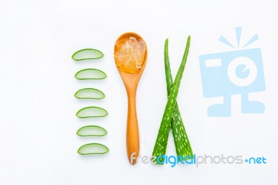 Aloe Vera Fresh Leaves With Slices And Aloe Vera Gel On Wooden S… Stock Photo