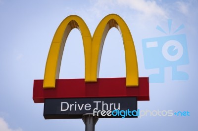 An Emblem Of Mcdonalds On Blue Sky Stock Photo