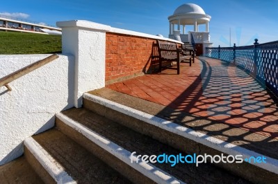 Bexhill-on-sea, East Sussex/uk - October 17 : Colonnade In Groun… Stock Photo