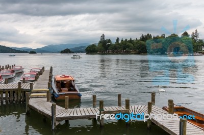 Boats Moored At Bowness On Windermere Stock Photo