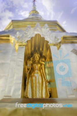 Buddha S Tatue In Phra Singh Temple, Chiang Mai Thailand Stock Photo