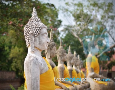 Buddha Statues At Wat Yai Chai Mongkol In Ayutthaya, Thailand Stock Photo