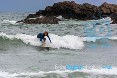 Bude, Cornwall/uk - August 12 : Surfing At Bude In Cornwall On A… Stock Photo