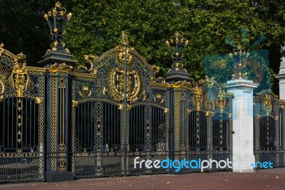 Canada Gate In Green Park Stock Photo