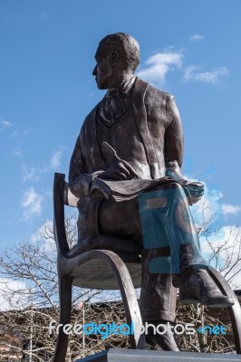 Cardiff Uk March 2014 - Close-up View Of The Statue Honouring Iv… Stock Photo