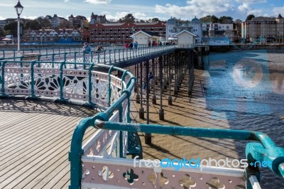 Cardiff Uk March 2014 - View Of Penarth Pier Stock Photo