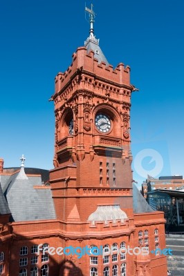 Cardiff/uk - August 27 : Pierhead Building In Cardiff On August Stock Photo