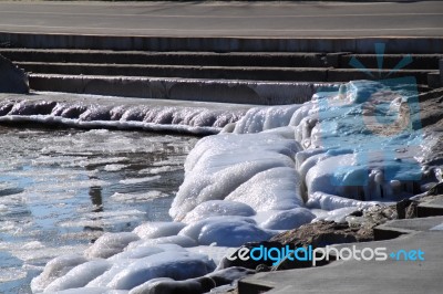 Chicago's Frozen Lake Michigan In January Stock Photo
