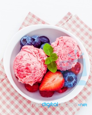 Close Up Ice Cream Mixed Berry Fruits Raspberry ,blueberry ,stra… Stock Photo