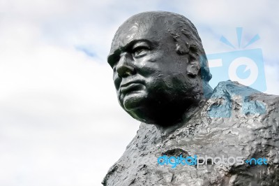Close-up Of The Statue Of Sir Winston Churchill At Westerham Ken… Stock Photo