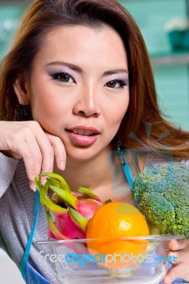 Close Up Woman Preparing Material For Do Her Food I Stock Photo