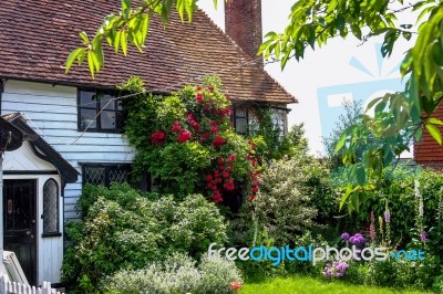 Cottage In Matfield Kent Stock Photo