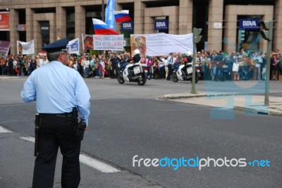 Crowd Waiting For Pope Benedict Xvi Stock Photo